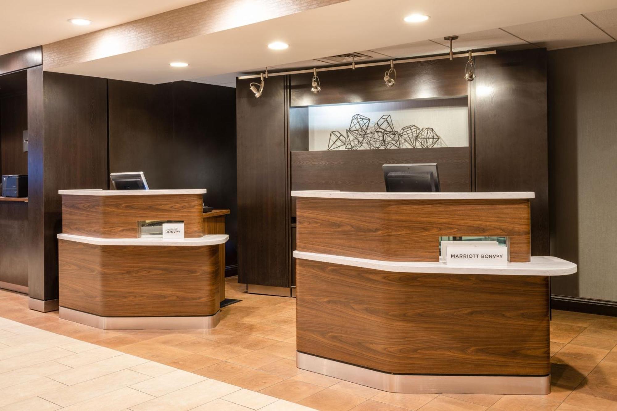 Courtyard By Marriott Colorado Springs South Hotel Eksteriør billede